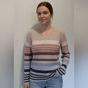 Liz Claiborne XL v-neck sweater